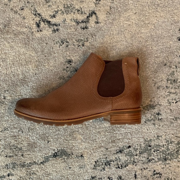 Sofft | Shoes | Sofft Selby Chelsea 